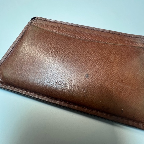 Louis Vuitton Vintage Monogram Card Holder - Picture 7 of 13